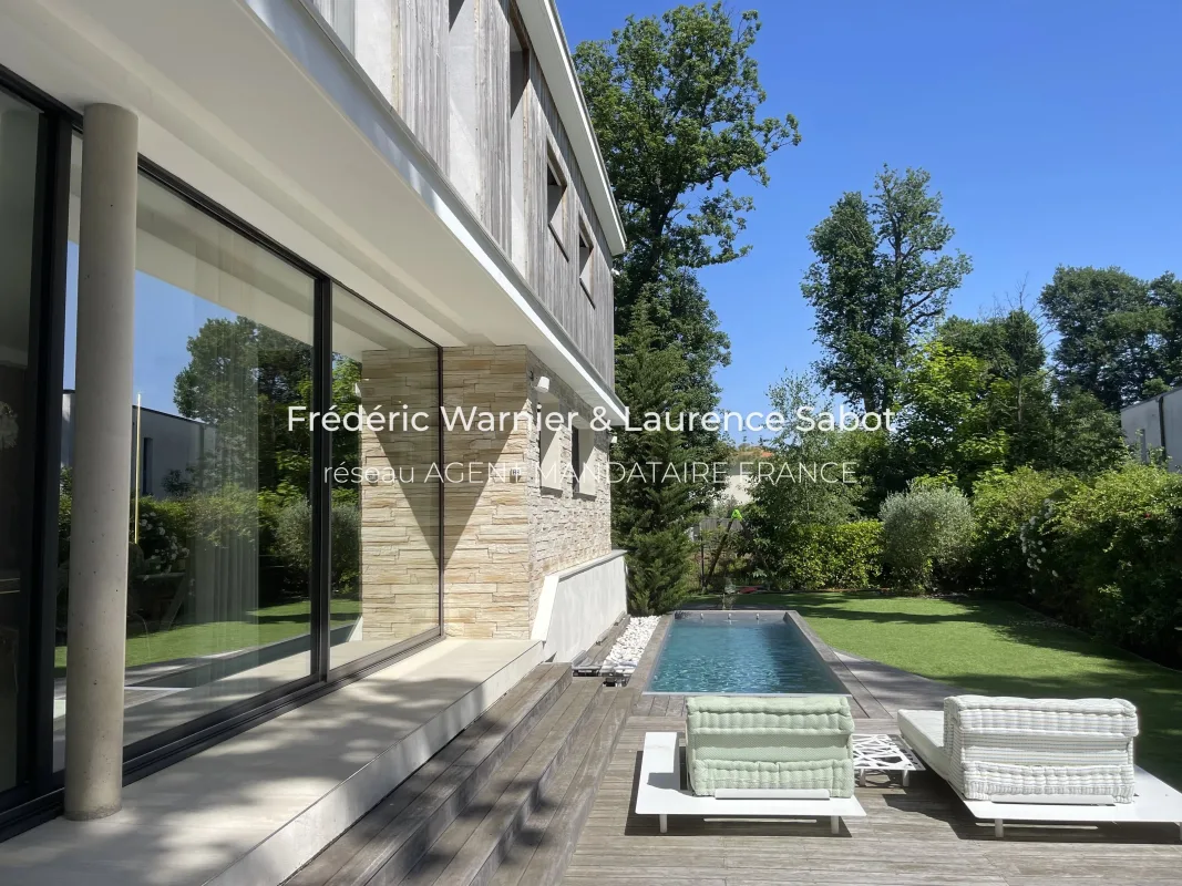 Prestigious Contemporary Architect Villa in Vaucresson — 4