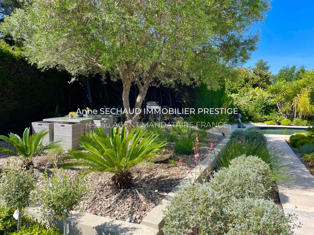 Prestigious Contemporary Villa in Mougins – Gated Estate — 5
