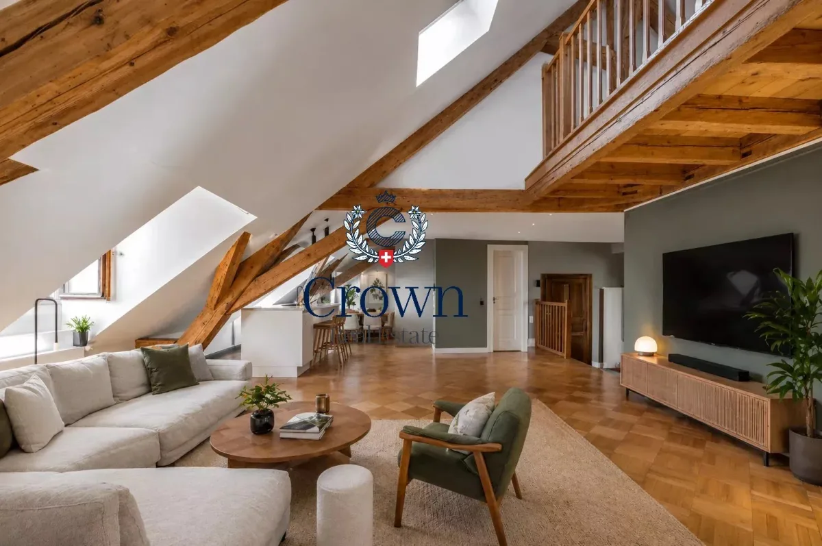 Prestigious Historic Apartment in Geneva Old Town — 1