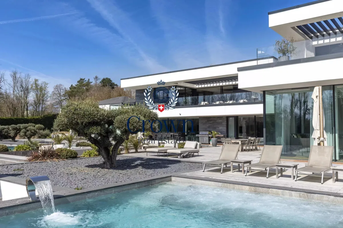 Prestigious 2,000 m² Villa in Mies, Vaud Riviera — 3