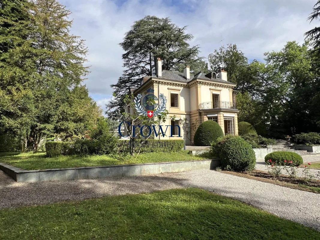 Prestigious Estate with Exceptional Grounds in Conches, Geneva — 4