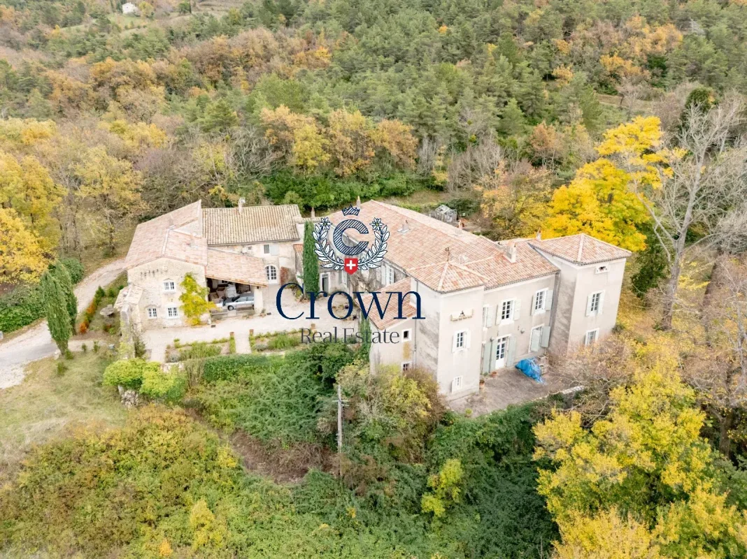 Prestigious 16th-Century Château in Saint-Lager-Bressac — 1