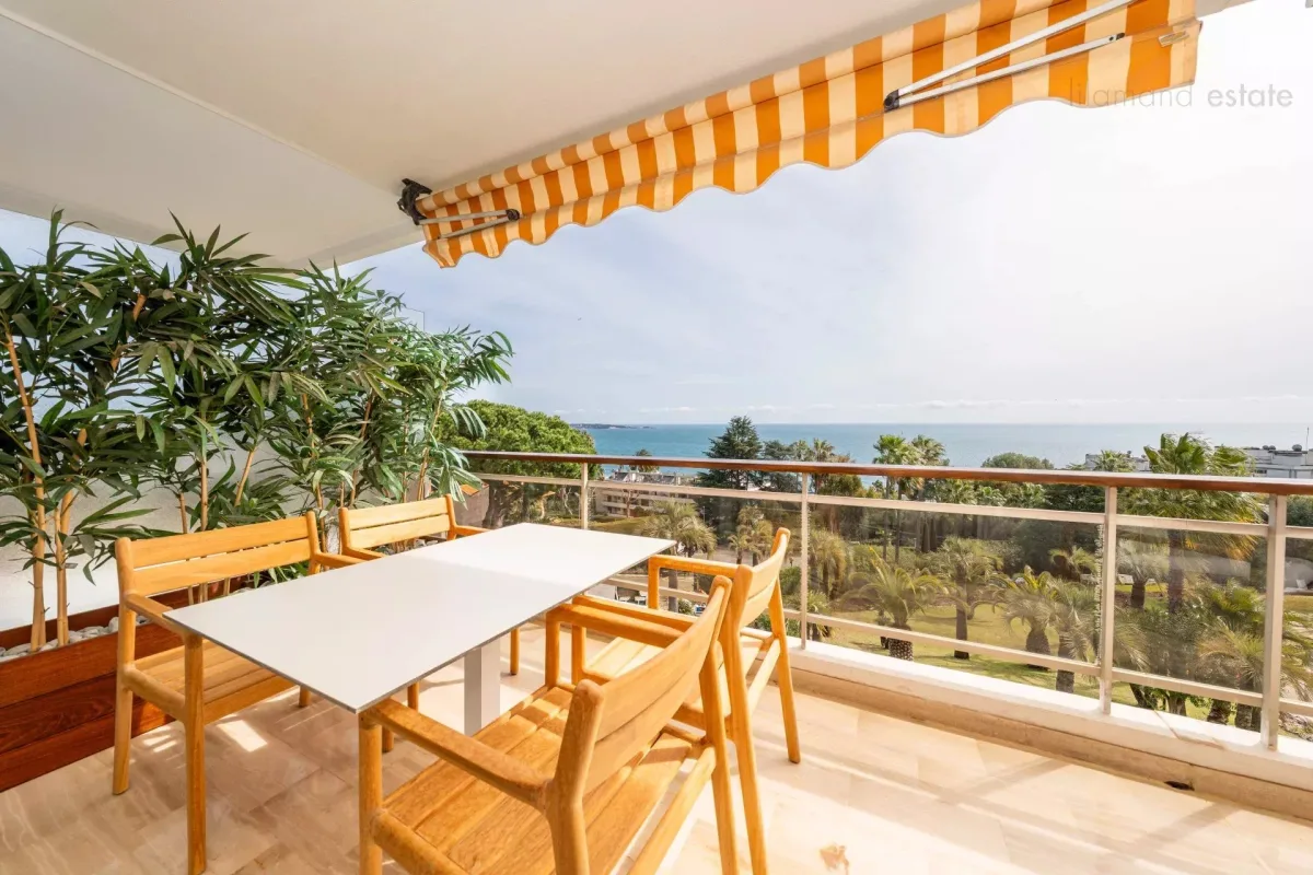 Prestigious Apartment in Cannes Eden with Panoramic Sea Views — 5