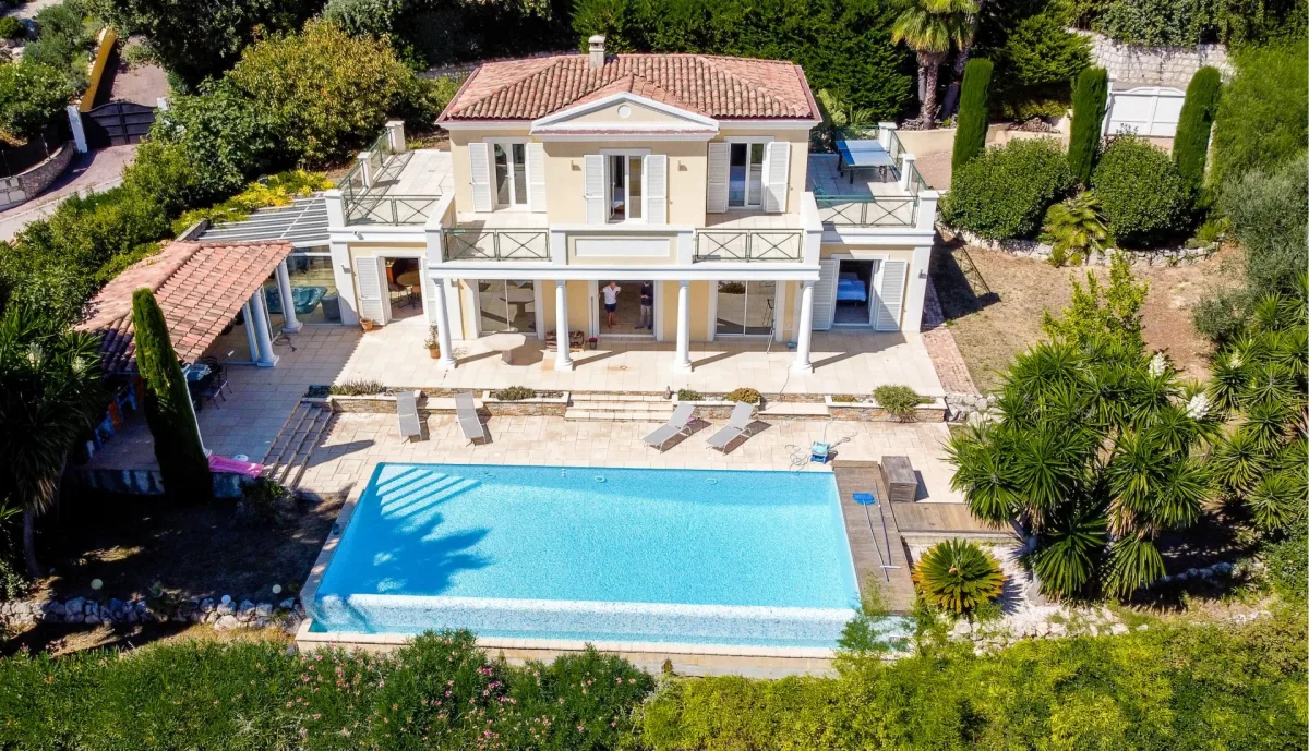 Prestigious Villa with Heated Pool and Sea Views in Falicon — 2