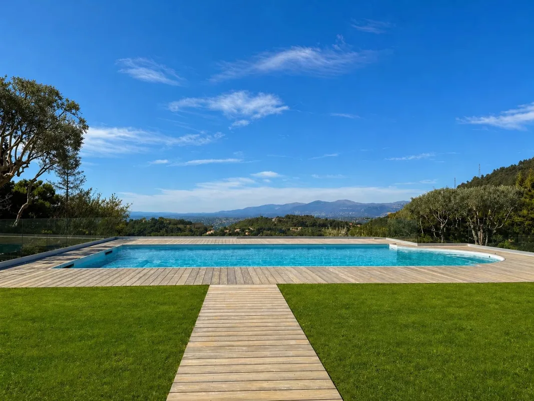Prestigious Villa with Panoramic Sea Views in Villefranche-sur-Mer — 3