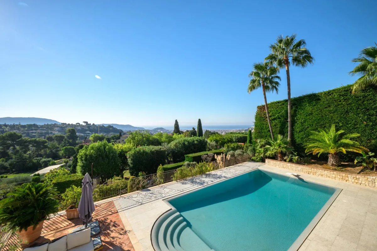 Prestigious Villa with Panoramic Sea Views in Gairaut, Nice — 5