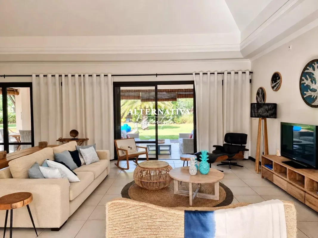 Prestigious Villa for Sale at Tamarina Golf Estate, Mauritius — 3