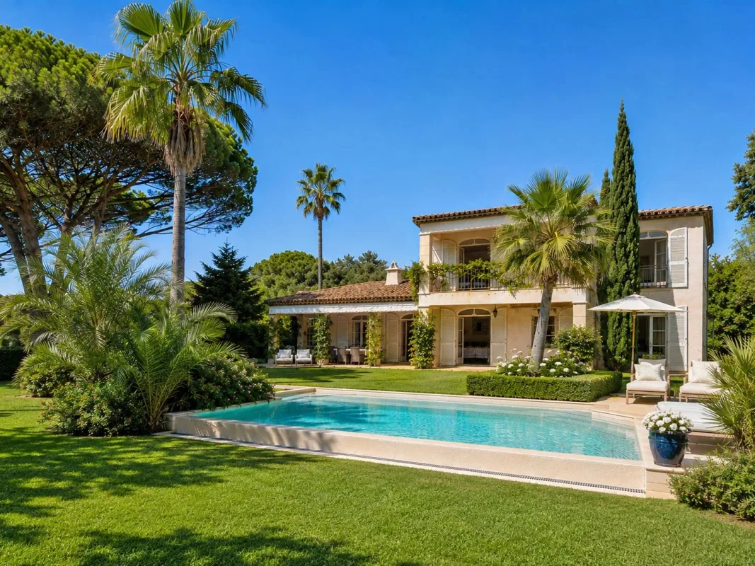 Prestigious Sea-View Villa in Les Parcs de Beauvallon, Grimaud — 2