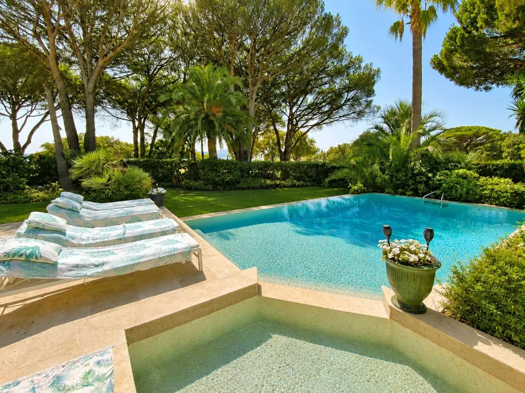 Prestigious Sea-View Villa in Les Parcs de Beauvallon, Grimaud — 4