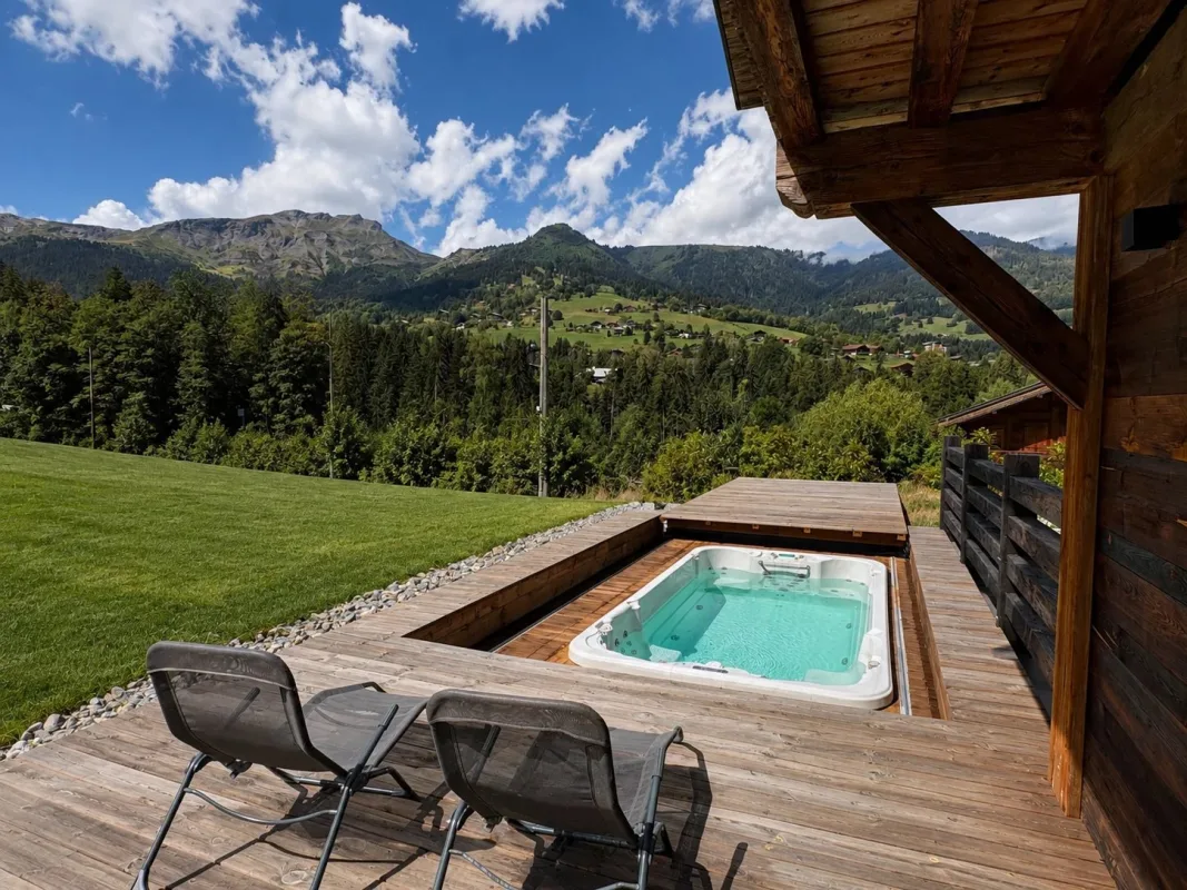 Prestigious Chalet in Combloux with Pool and Alpine Elegance — 4