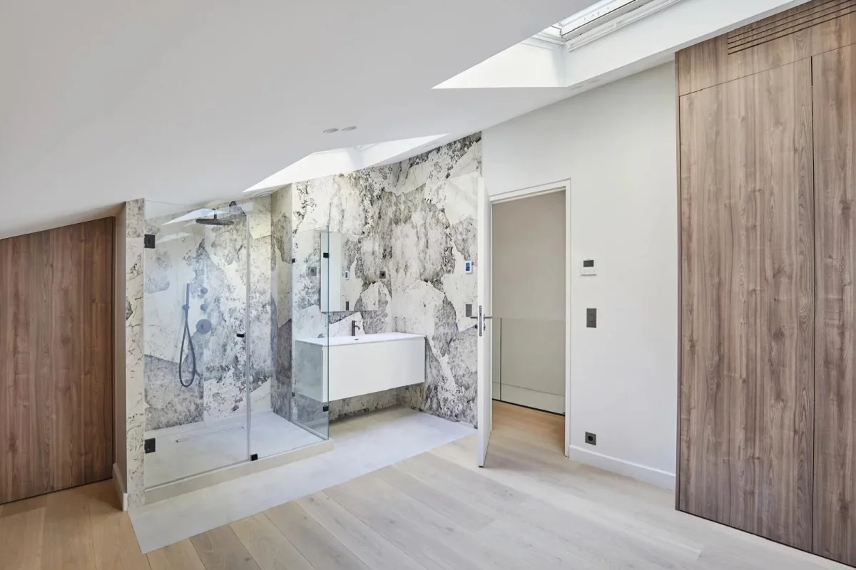 Prestigious Architect-Designed Loft House in Montmartre, Paris 18th — 4