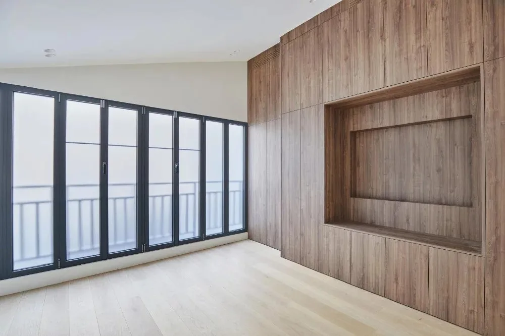 Prestigious Architect-Designed Loft House in Montmartre, Paris 18th — 5