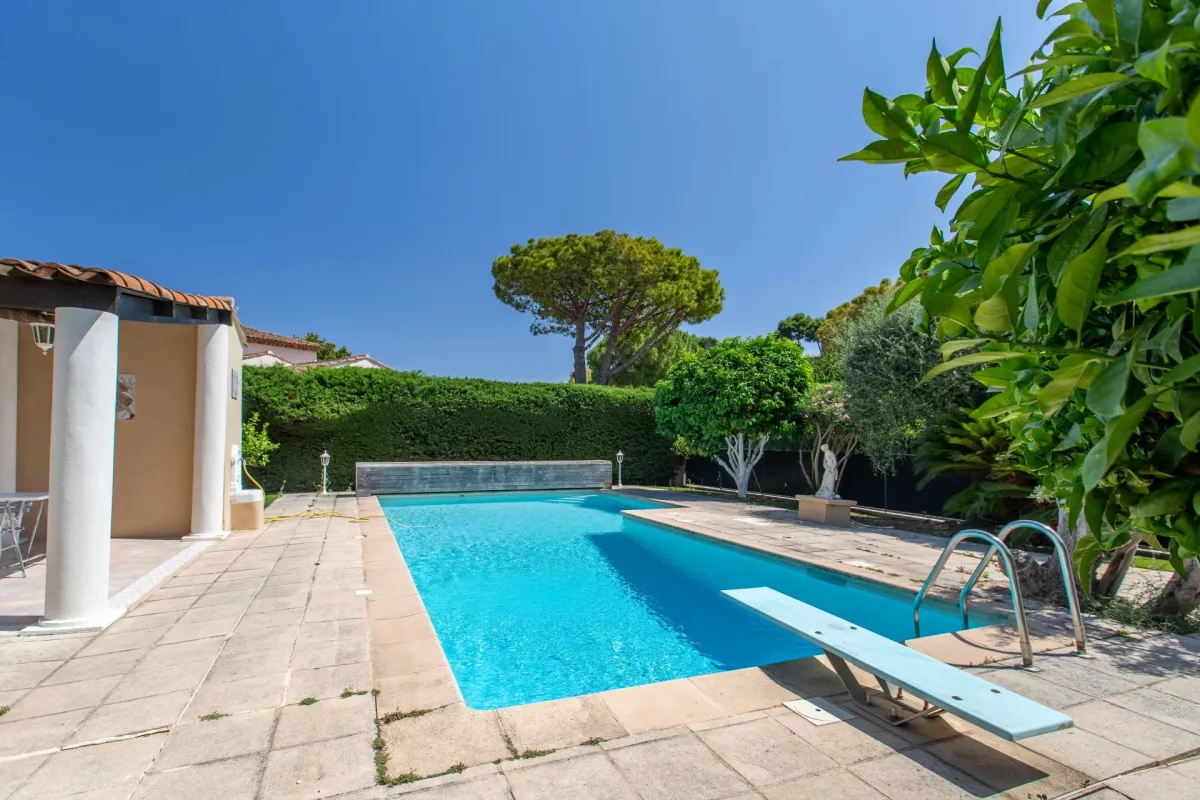 Prestigious Neo-Provençal Villa in Villefranche-sur-Mer — 3