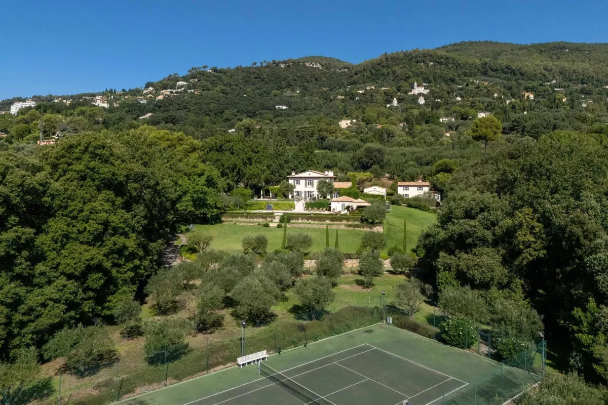 Prestigious Villa Grasse Saint-Mathieu – 1.1 Hectares, Pool & Tennis Court — 2
