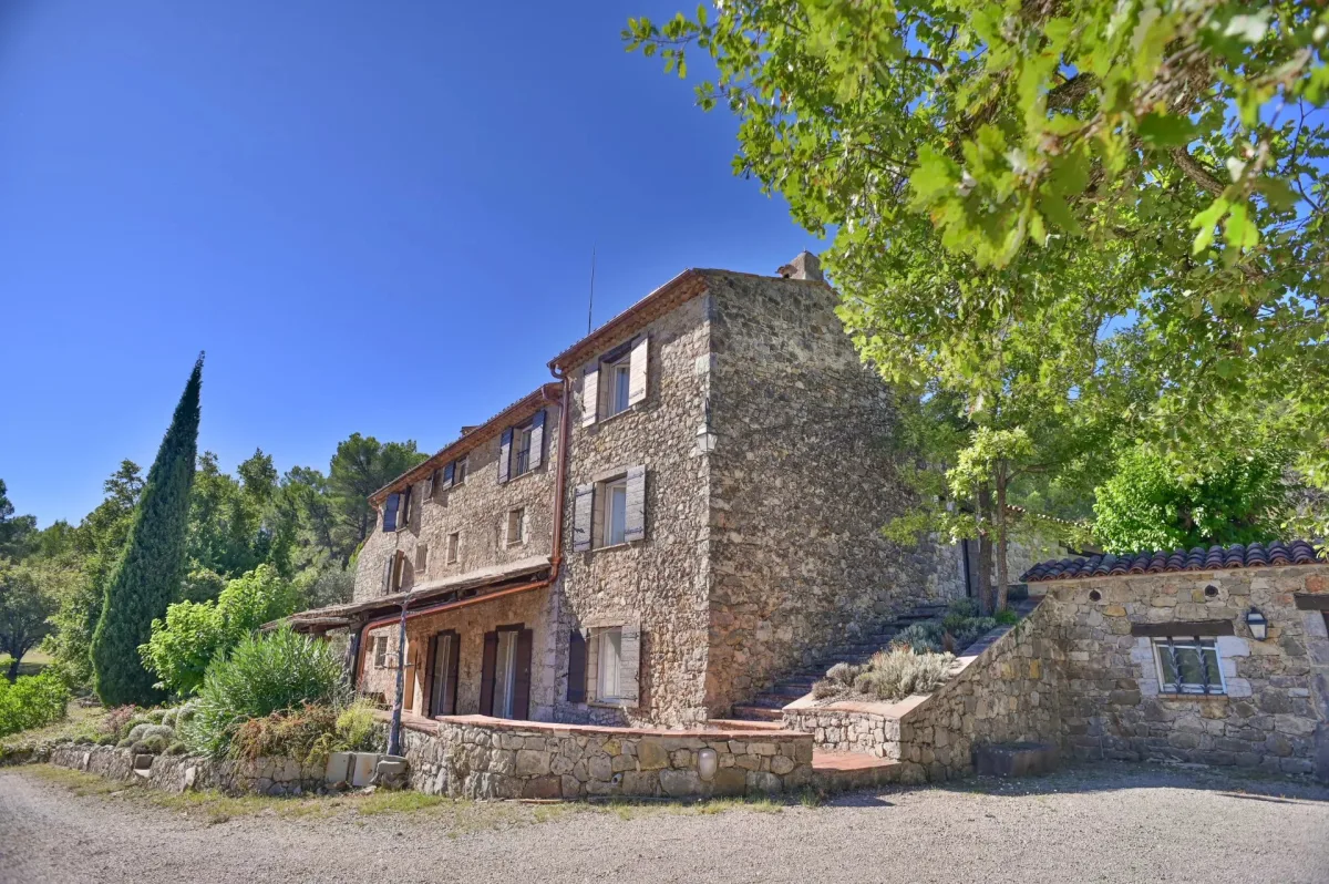Bastide provençale d'exception, 20 hectares à Seillans — 4