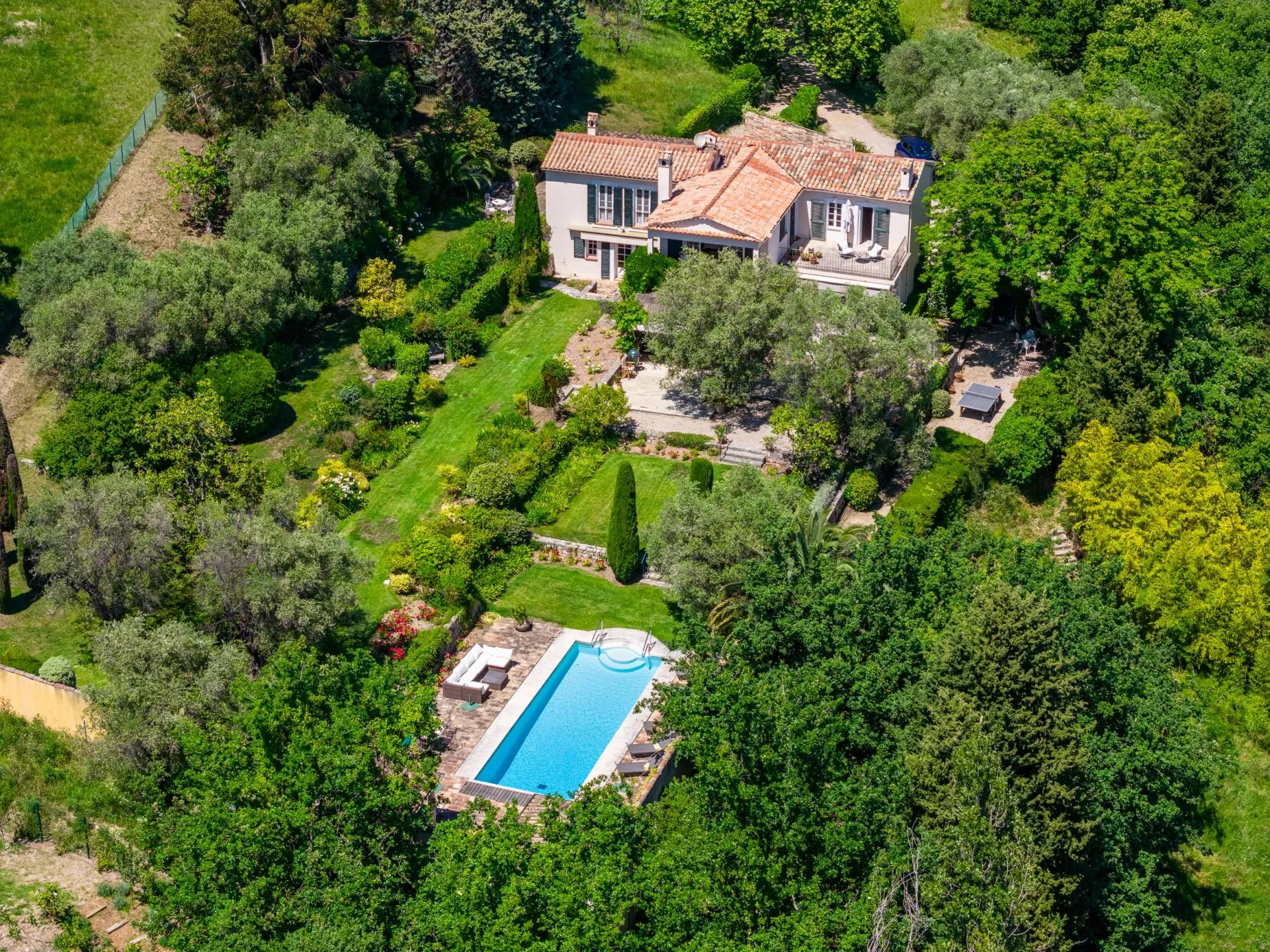 Villa d'exception à Opio avec vue golf et piscine chauffée — 1