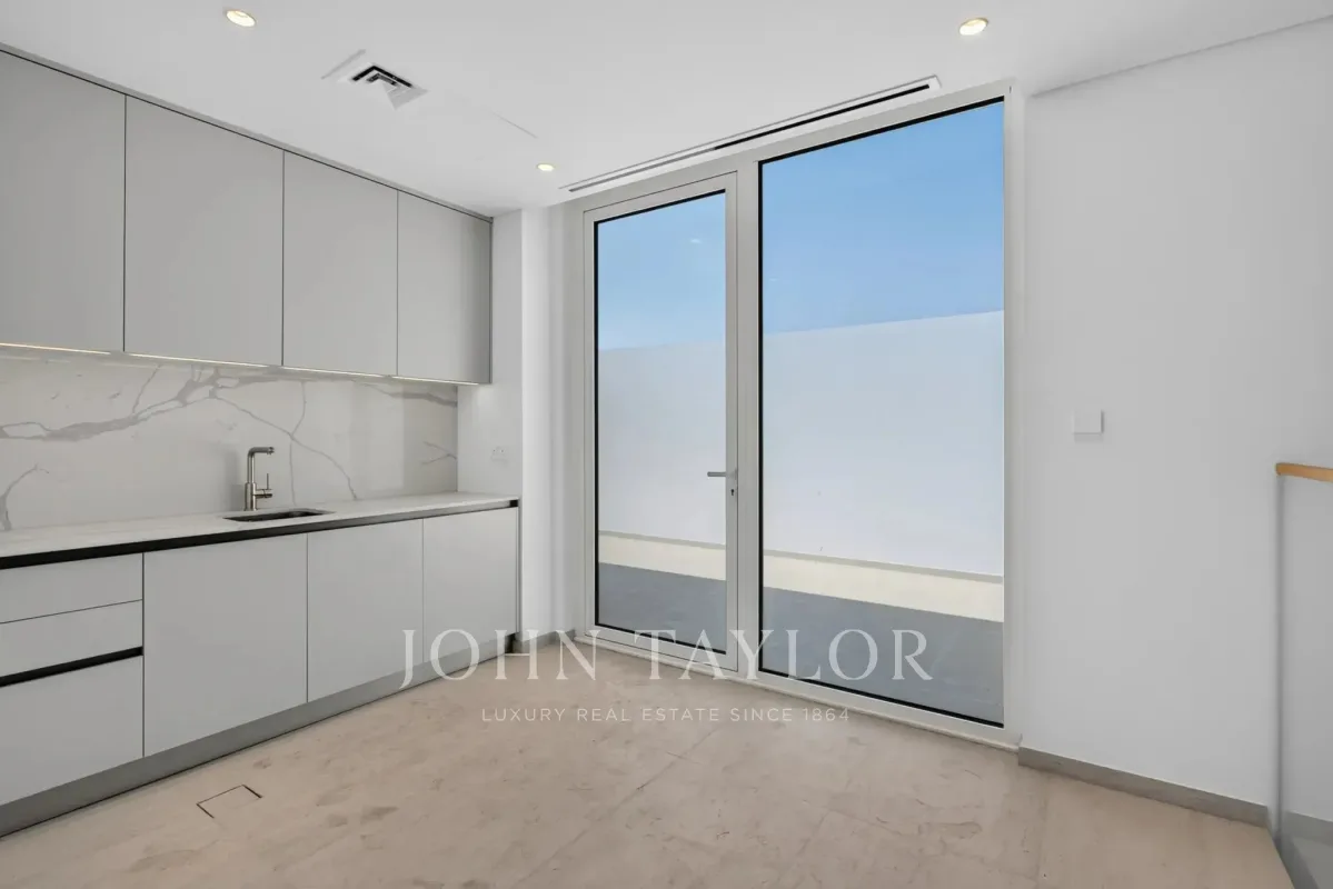 Prestigious Penthouse in Jumeirah, Port de La Mer, Dubai — 5