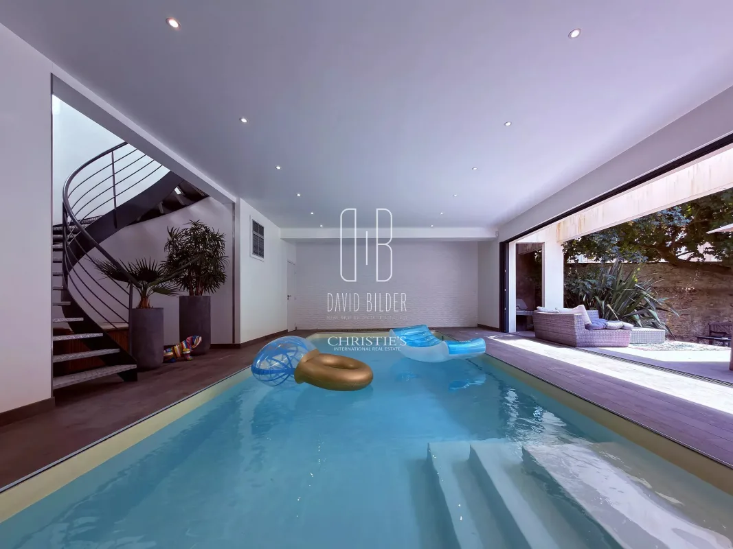 Prestigious Property with Indoor Swimming Pool in Nantes — 4