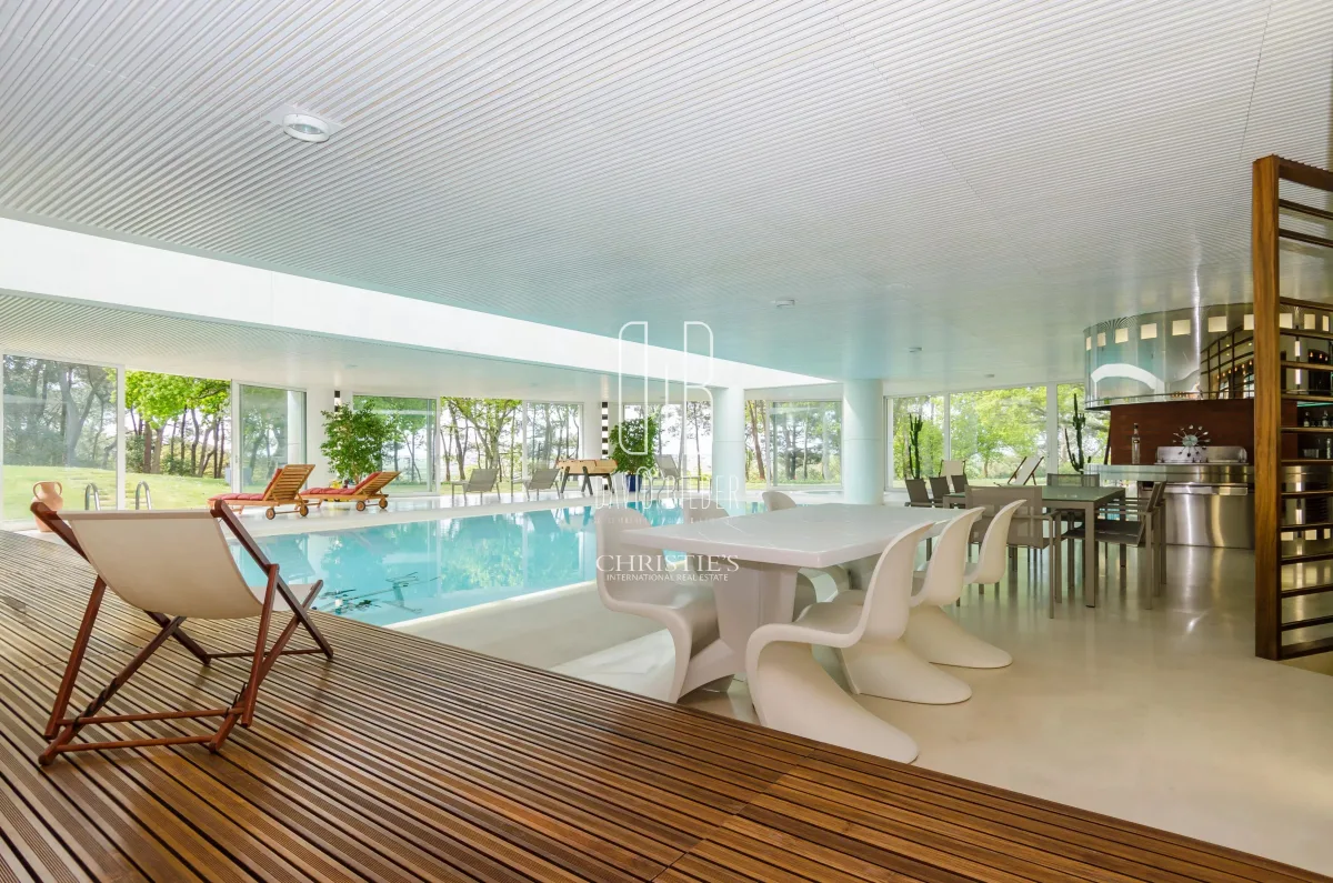 Exceptional Estate with Pool and Grounds in Guérande — 1