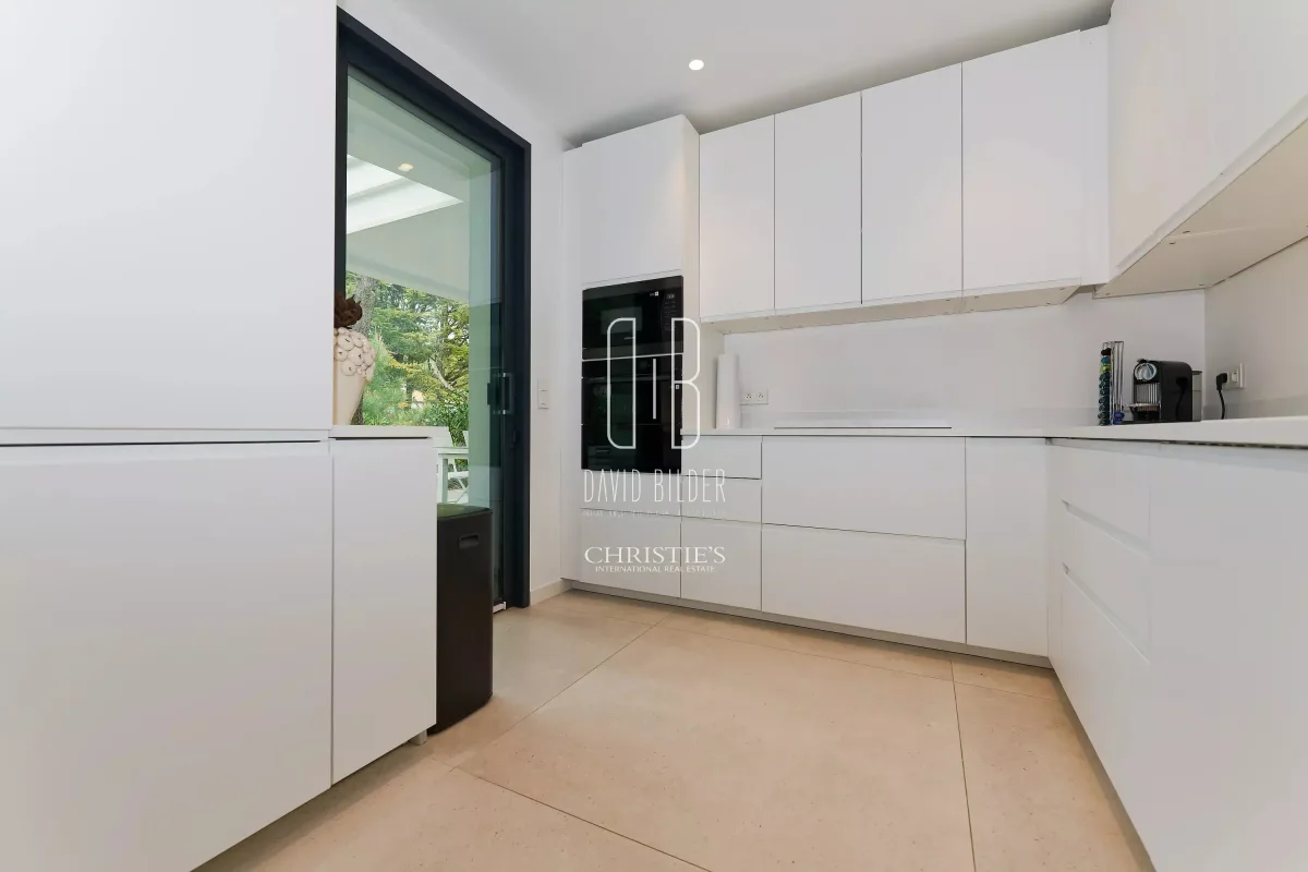 Exceptional Contemporary Estate in La Baule-les-Pins — 4
