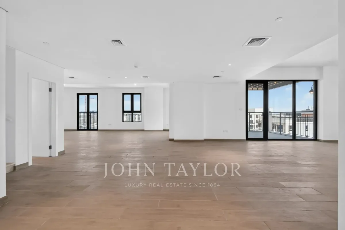 Exceptional Waterfront Penthouse in Jumeirah, Dubai — Prestigious Oceanfront Address — 5
