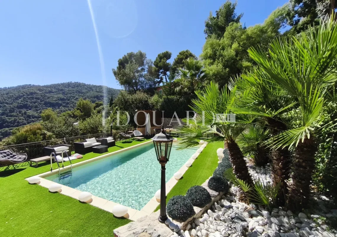 Prestigious Villa in Menton with Pool and Panoramic Sea Views — 5