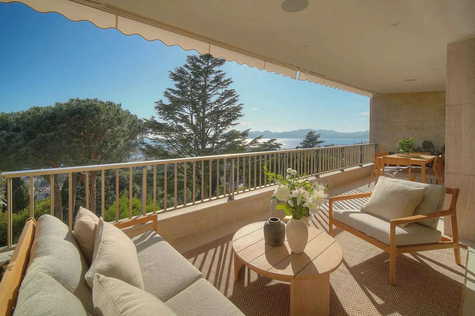 Prestige Apartment with Sea Views in Cannes Californie — 2