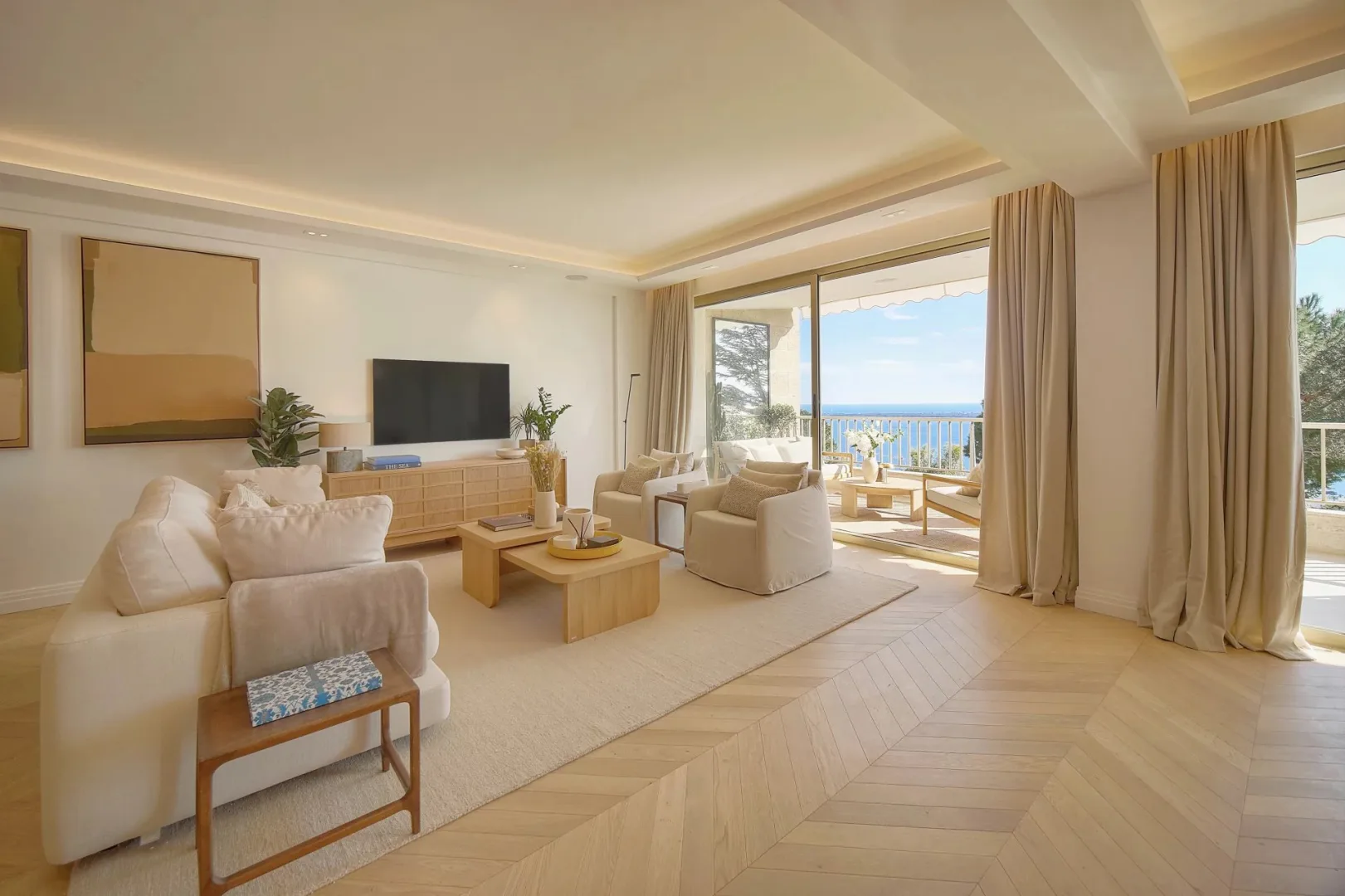 Prestige Apartment with Sea Views in Cannes Californie — 1