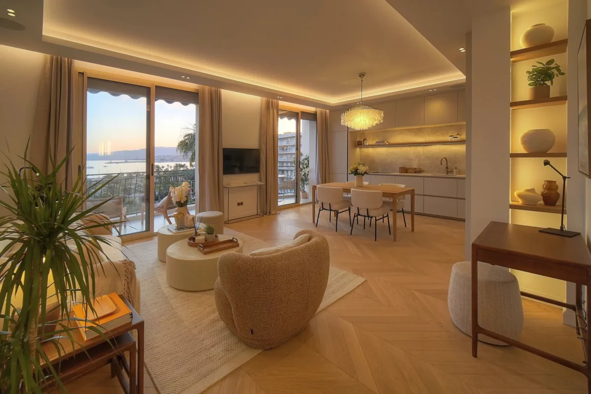 Prestige Apartment Facing the Sea in Cannes Croisette — 1