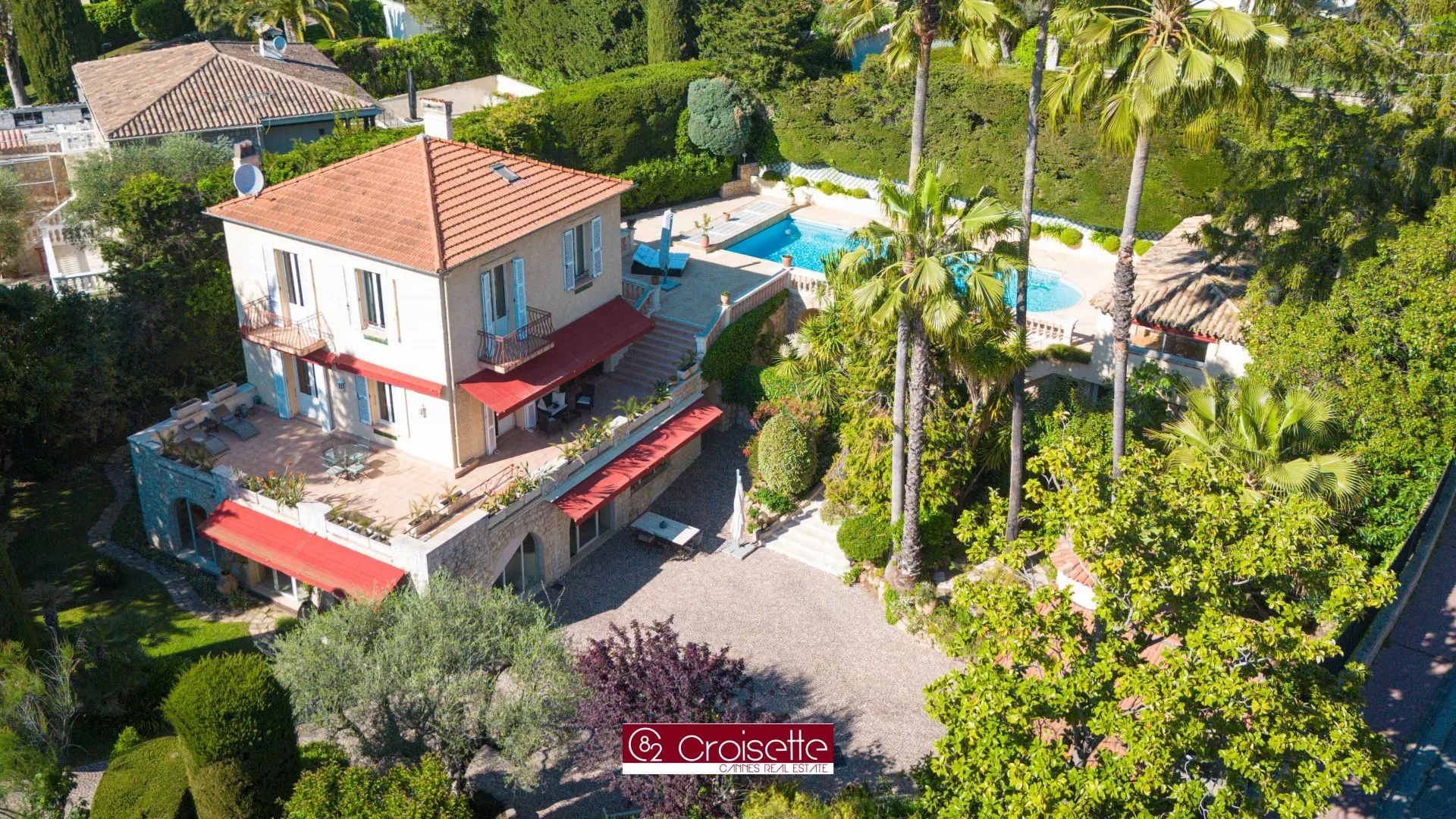 Prestige Villa in Le Cannet with Pool and Landscaped Garden — 2