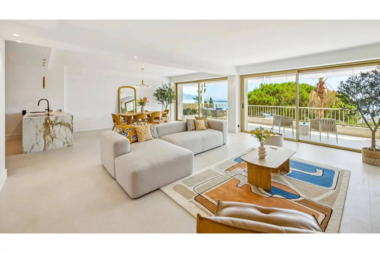Luxury Apartment in Cannes Californie with Sea Views — 4