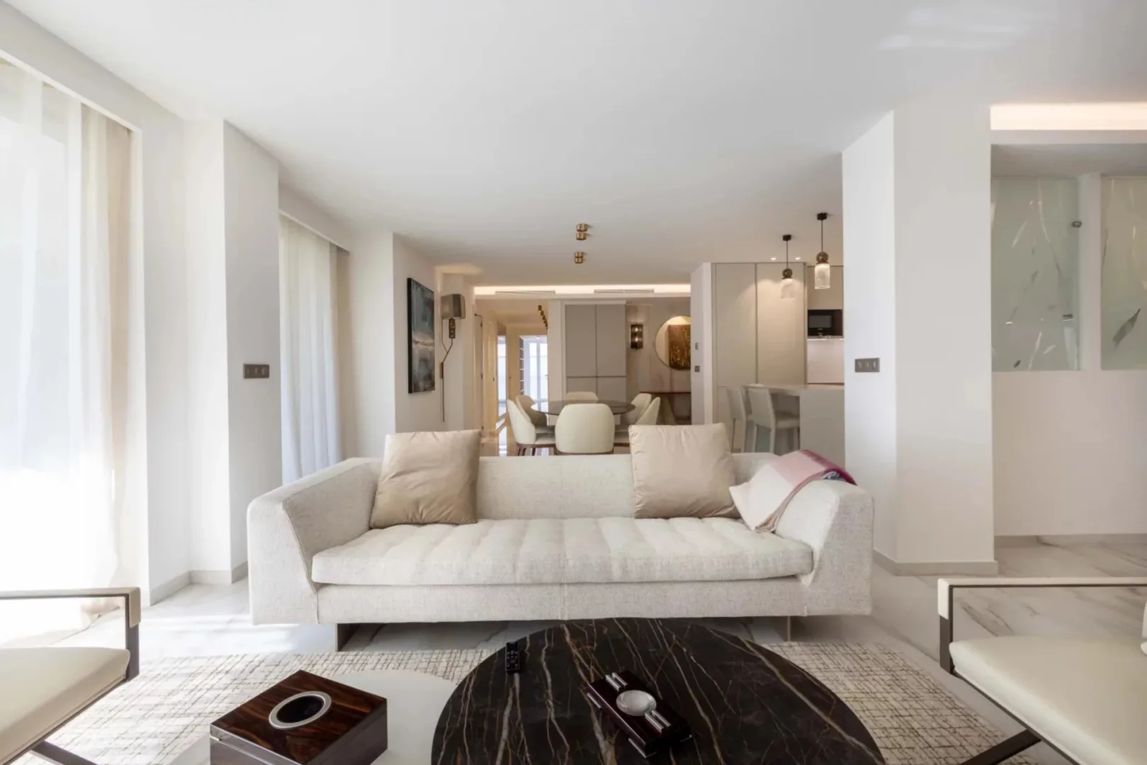 Prestigious Apartment with Sea View on La Croisette — 5