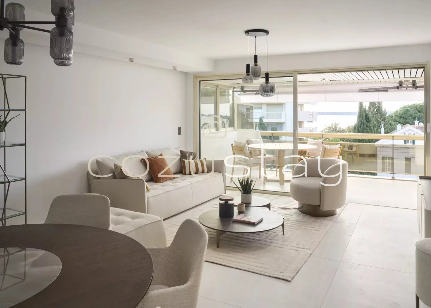 Prestige Apartment with Sea View in Cannes Palm Beach — 5
