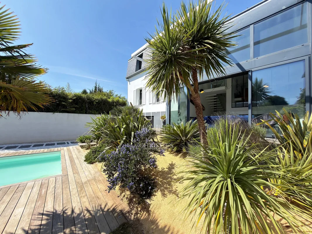 Luxury Villa in La Baule-Benoît, Steps from the Beach — 2