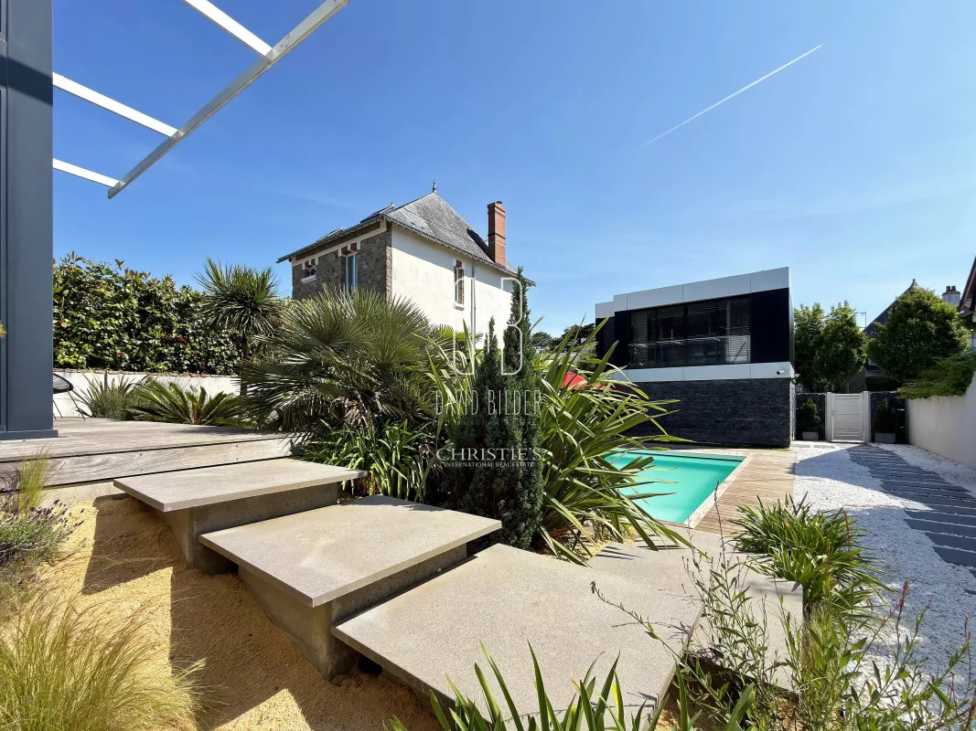 Luxury Villa in La Baule-Benoît, Steps from the Beach — 3