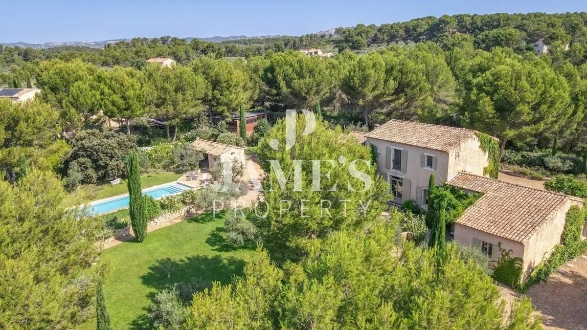 Luxury Property in Mouriès in the Heart of the Alpilles — 2