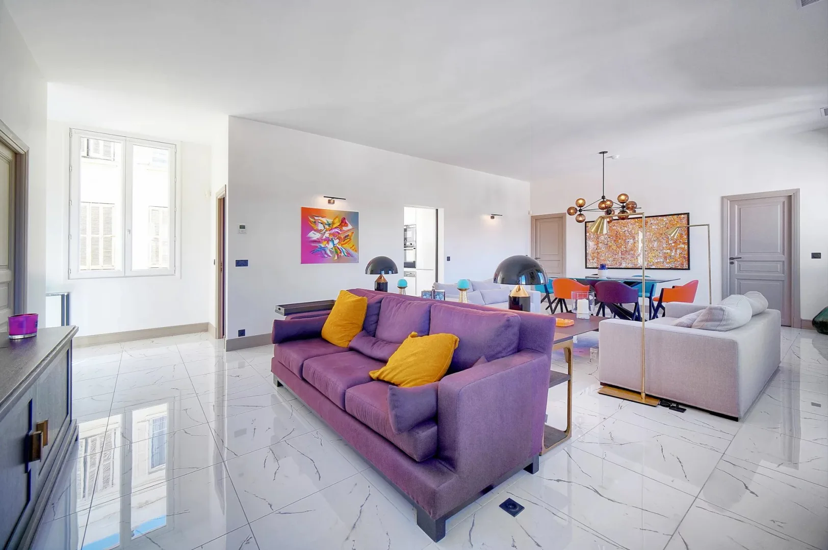 Prestigious Renovated Apartment Facing the Palais des Festivals — 3