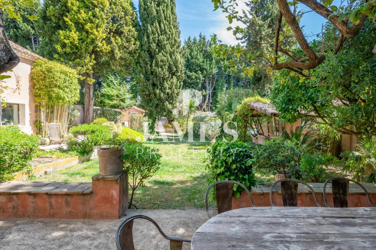 Character Property with Pool in the Heart of Paradou — 4