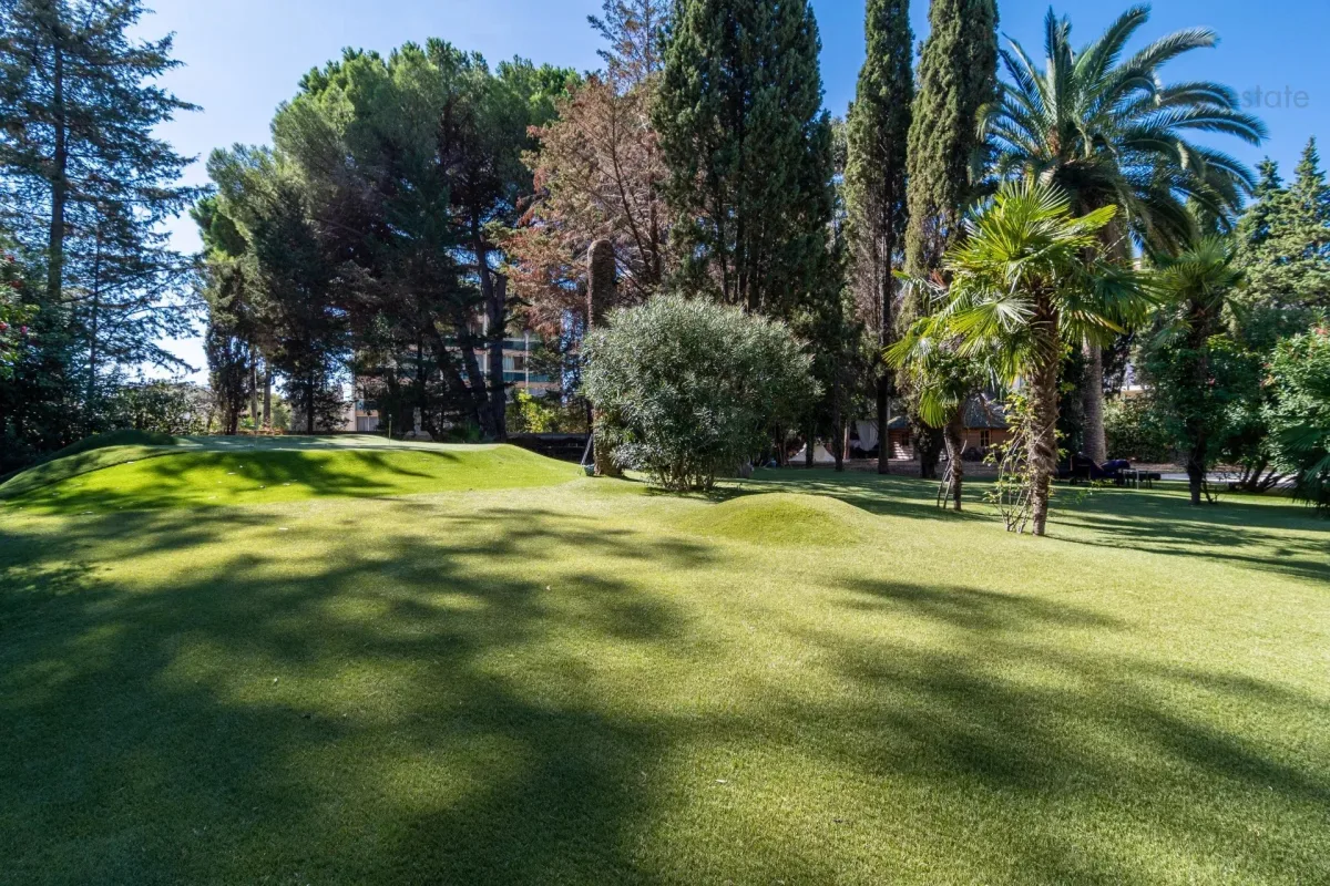 Exceptional Historic Estate in Cannes, Near the Beaches — 3