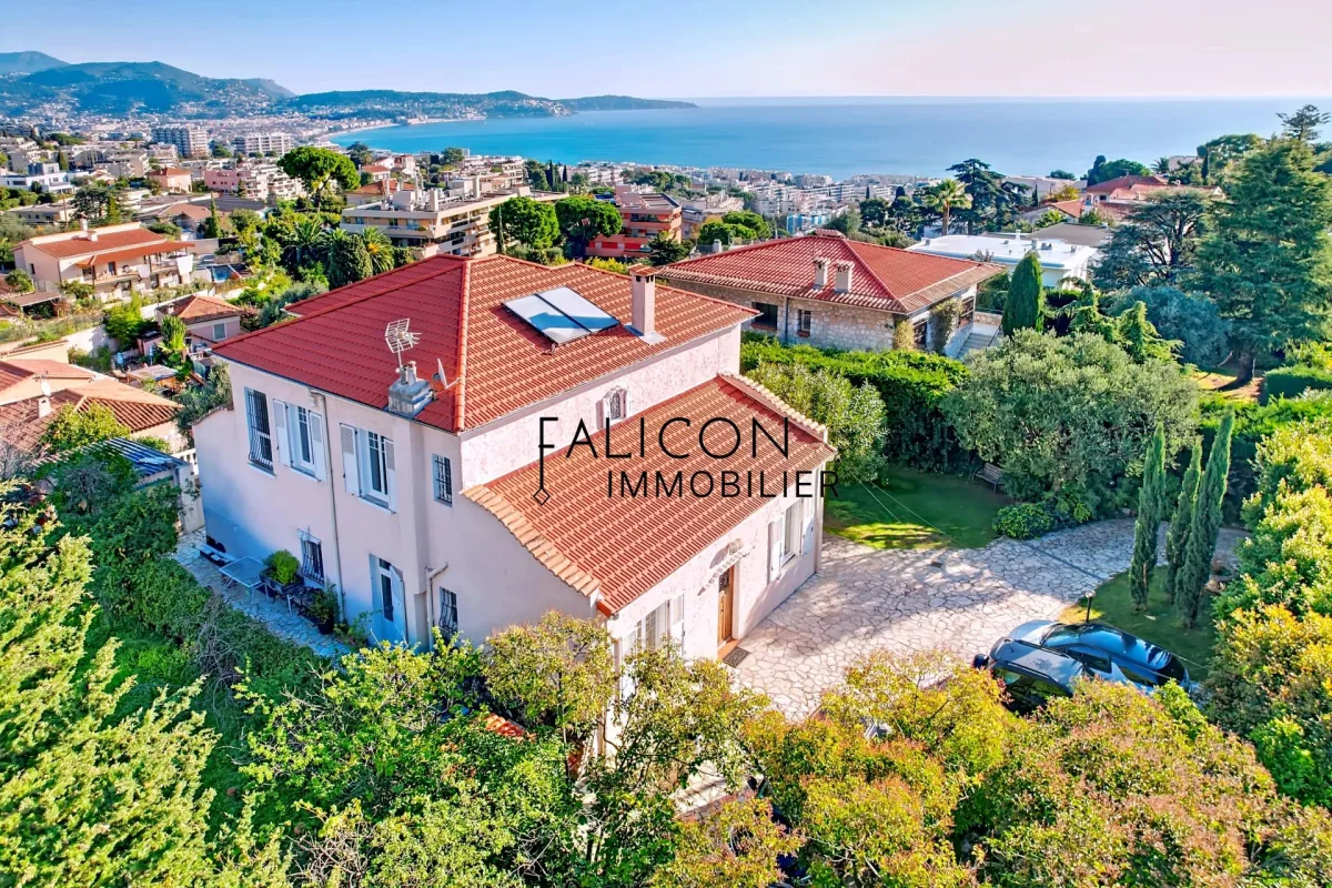 Period Villa with Panoramic Sea Views in Nice — 5