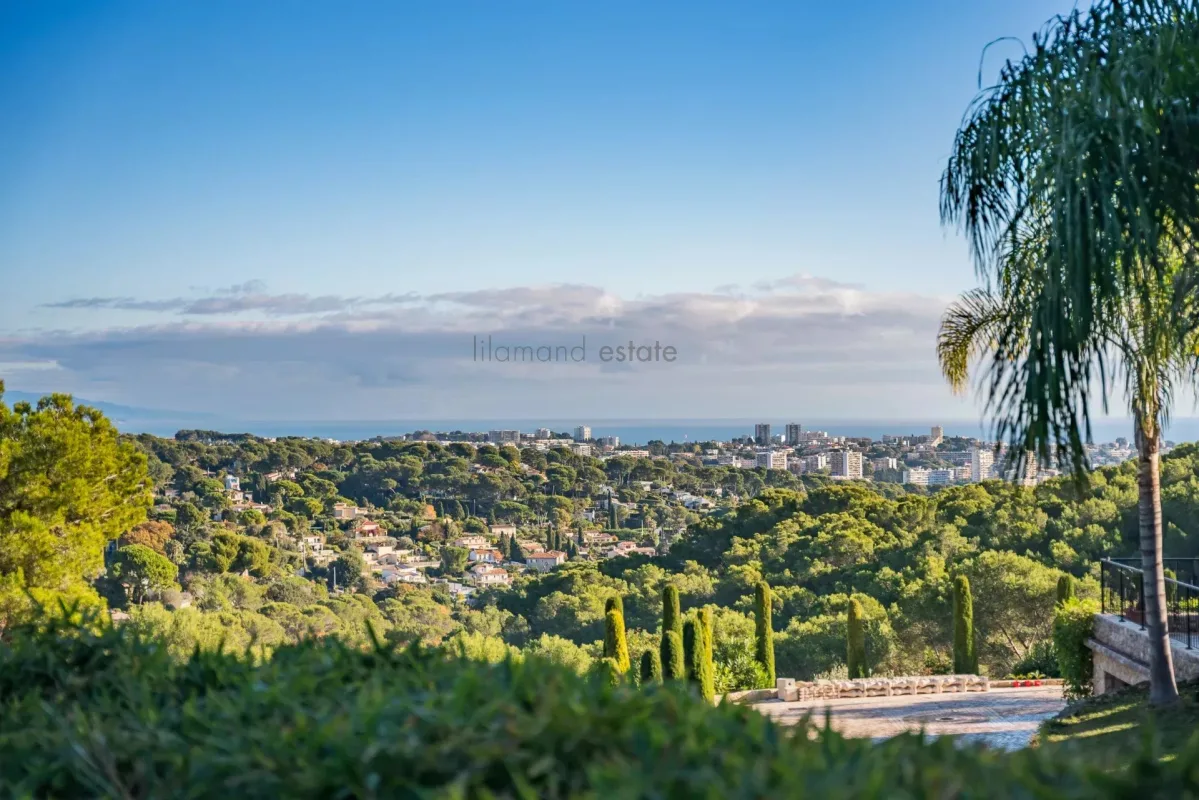 Prestige Villa with Sea Views in Vallauris — 2