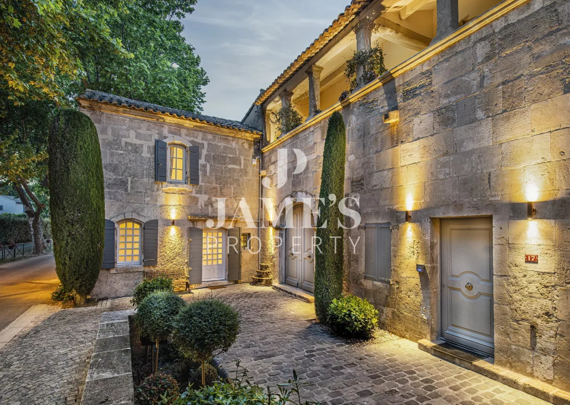 Prestigious Property in the Heart of Paradou, Alpilles — 3
