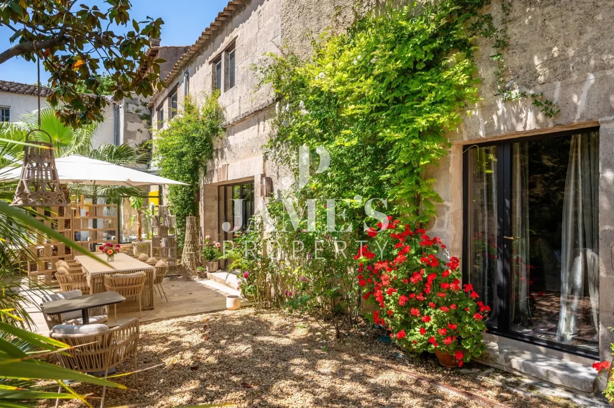 Prestigious Property in the Heart of Paradou, Alpilles — 5