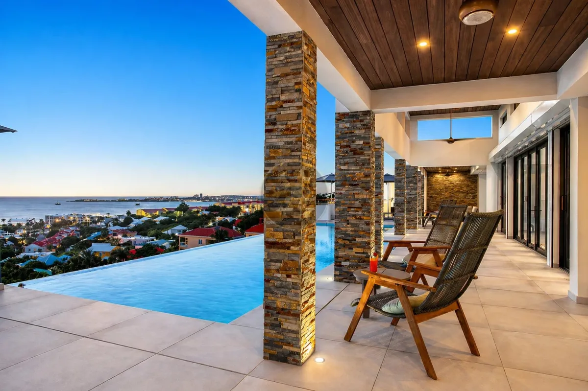 Luxury Villa in Pelican, Saint Martin – Caribbean Art of Living — 1