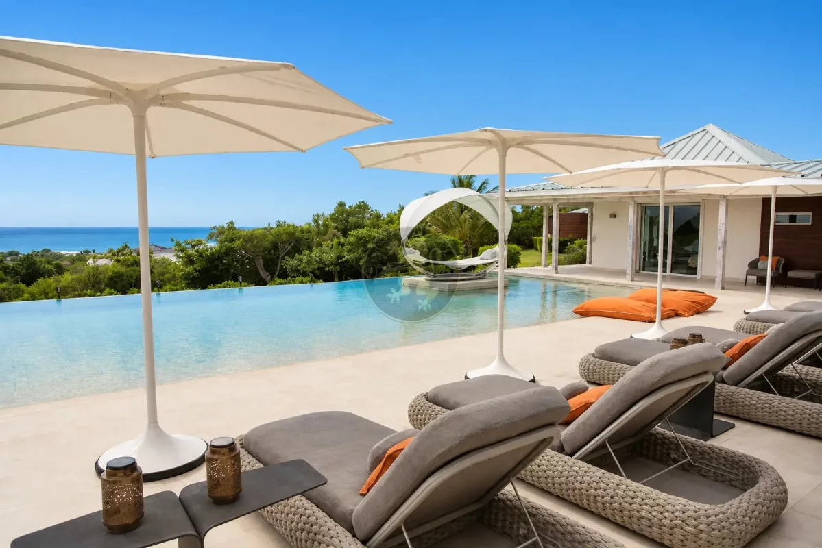 Luxury Villa in Terres-Basses with Panoramic Ocean Views — 5
