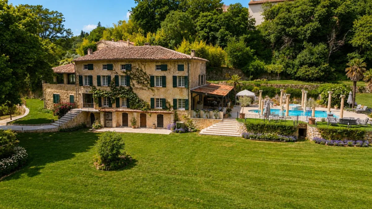 Authentic 17th century mill renovated with 10 bedrooms, Callian, Provence — 2