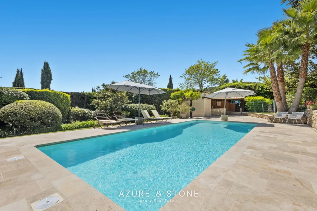 Exceptional Villa with Pool and Three Houses in Opio — 5